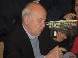 Tim Conway, signing his book. Photo by Karen Salkin.