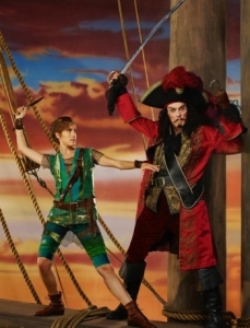 This picture pretty much sums-up this production.  Allison Williams is doing nothing, and has no electricity through her body, while Christopher Walken is devoid of the charm Cyril Ritchard brought to the role of Captain Hook. (At least Walken looks more alive in this photo than he did in his whole time on-screen during the telecast!)