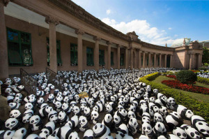 This is the perfect pic for my 1,600th column!  Why, you may ask?  Because it's entitled "1600 Pandas In Hong Kong," and also features--wait for it--columns!!!!!!!  Loving it!