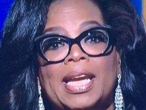 Oprah Winfrey's discolored bottom teeth.  Photo by Karen Salkin.