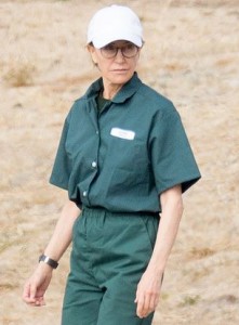 Convict Felicity Huffman in prison, where she should still be!