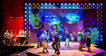 One-Man-Two-Guvnors_305-scaled