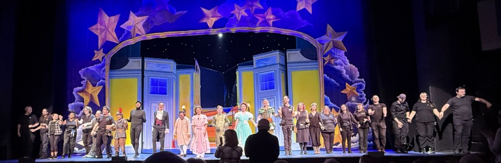 The Peter Pan Goes Wrong curtain call with all of the crew. Photo by Karen Salkin.