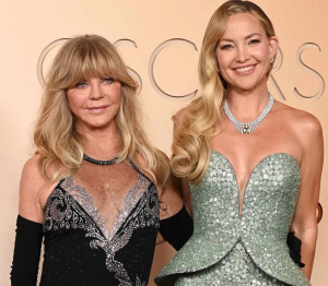Mother Goldie Hawn, (who really needs to cover her age-spotted chest,) and daughter Kate Hudson.